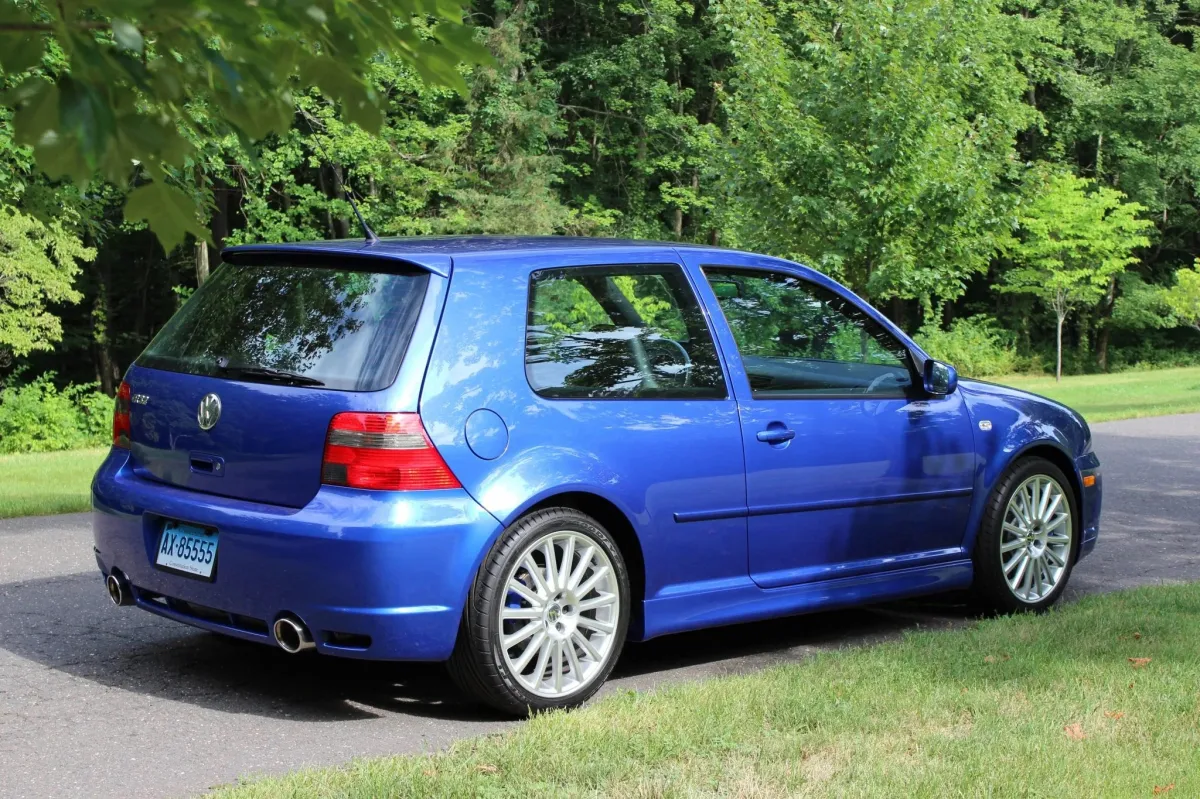 2004 Volkswagen Golf R32 2004 Volkswagen Golf R32
