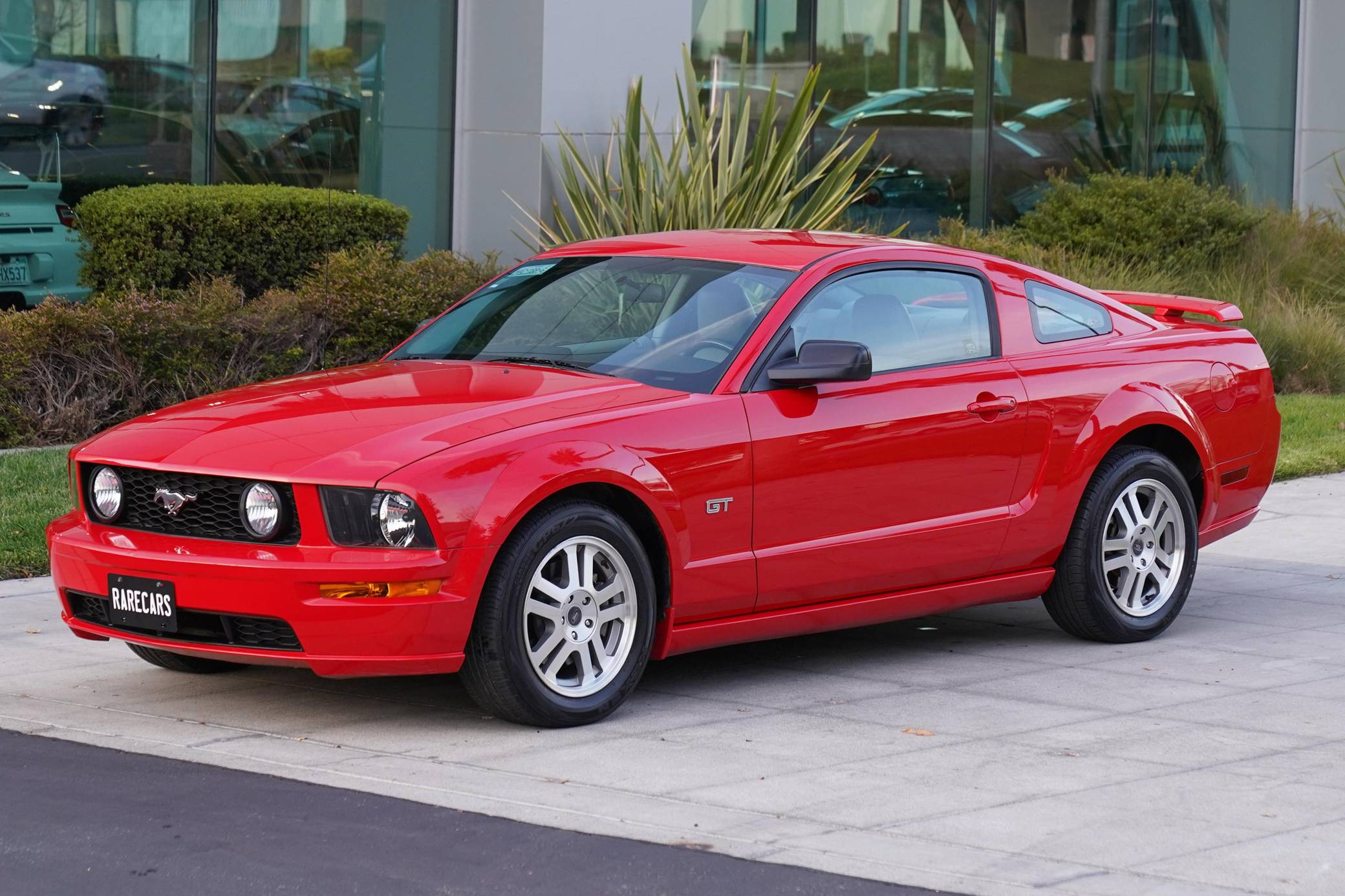 2005–2014 Ford Mustang GT 2005–2014 Ford Mustang GT
