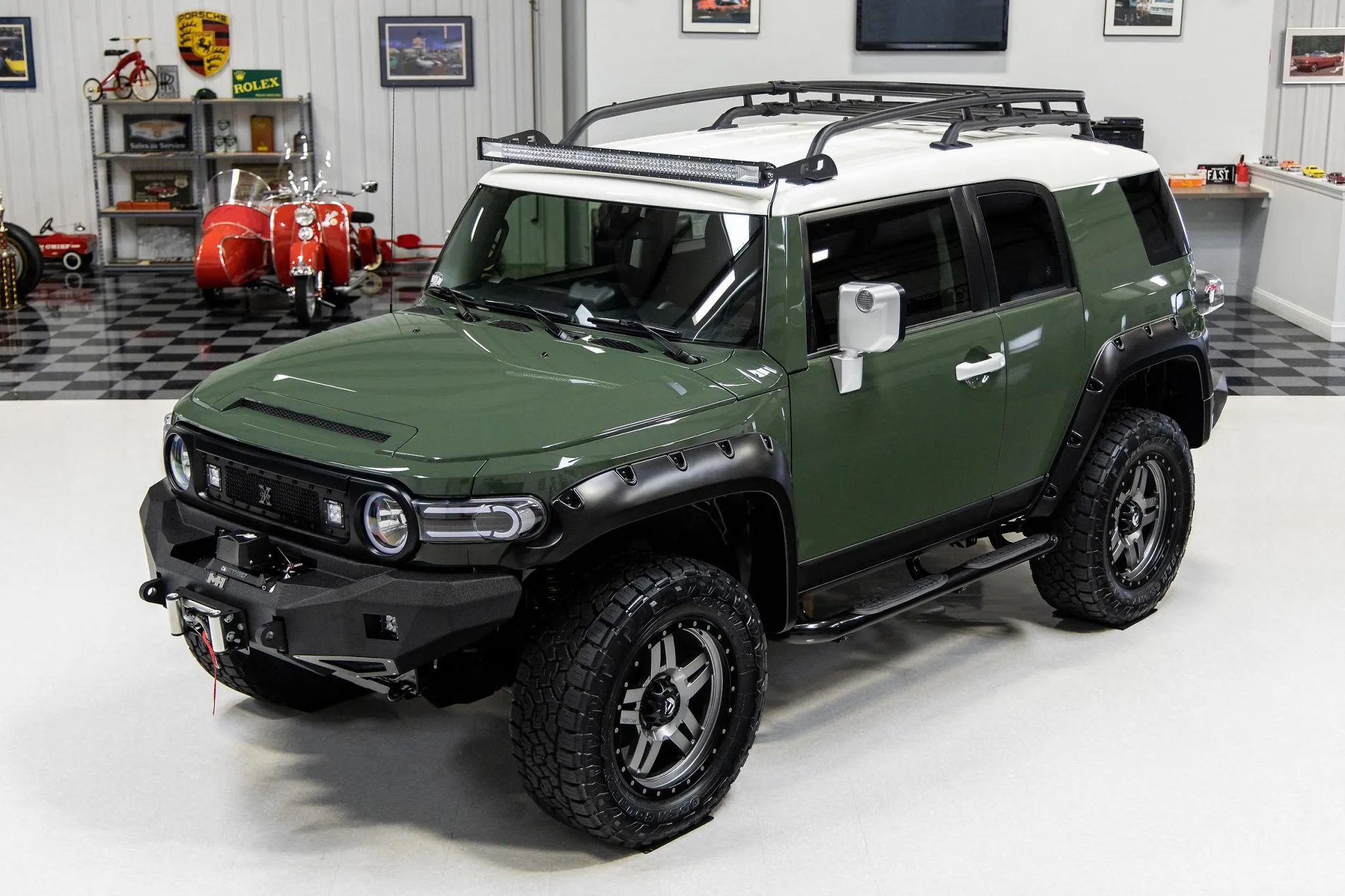 2014 Toyota FJ Cruiser 2014 Toyota FJ Cruiser