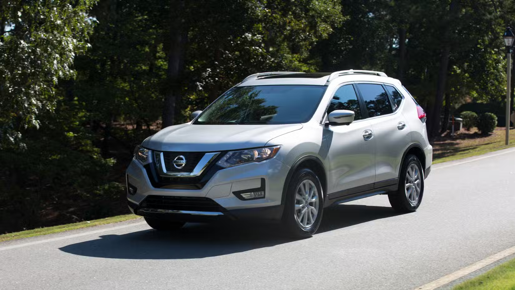 2017 Nissan Rogue Hybrid 2017 Nissan Rogue Hybrid