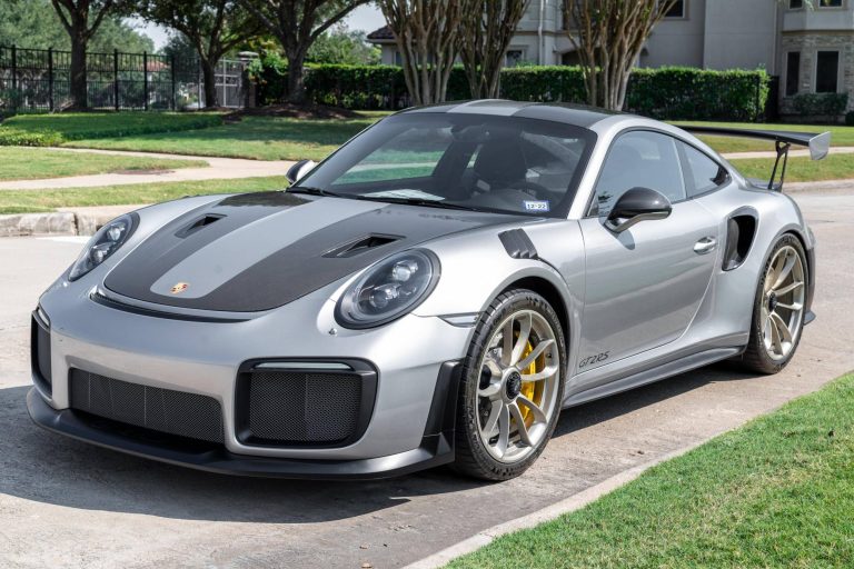 2018 Porsche 911 GT2 RS Weissach Edition