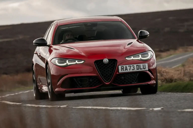 2024 Alfa Romeo Giulia Quadrifoglio `