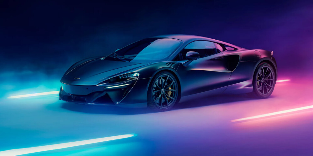 2024 McLaren Artura 2024 McLaren Artura