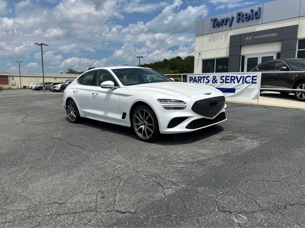 2025 Genesis G70 2.5T RWD 2025 Genesis G70 2.5T RWD