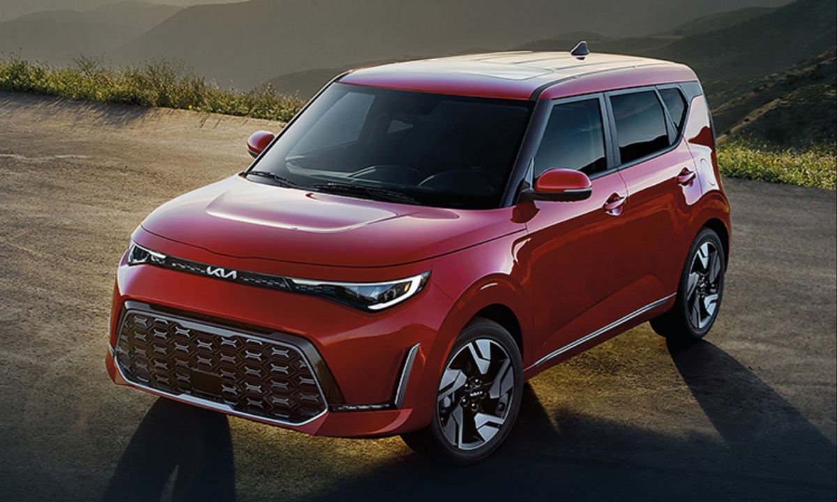 2025 Kia Soul (2) 2025 Kia Soul (2)