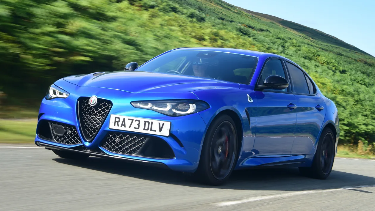 Alfa Romeo Giulia Quadrifoglio Alfa Romeo Giulia Quadrifoglio
