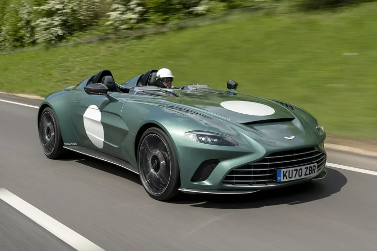Aston Martin V12 Speedster