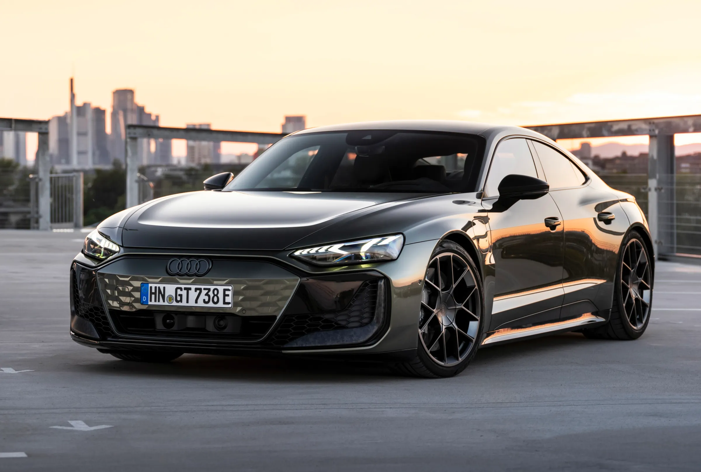 Audi e Tron GT 4