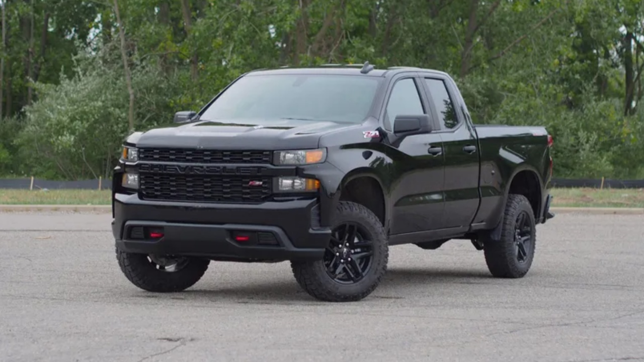 Chevrolet Silverado 1500 (2) Chevrolet Silverado 1500 (2)