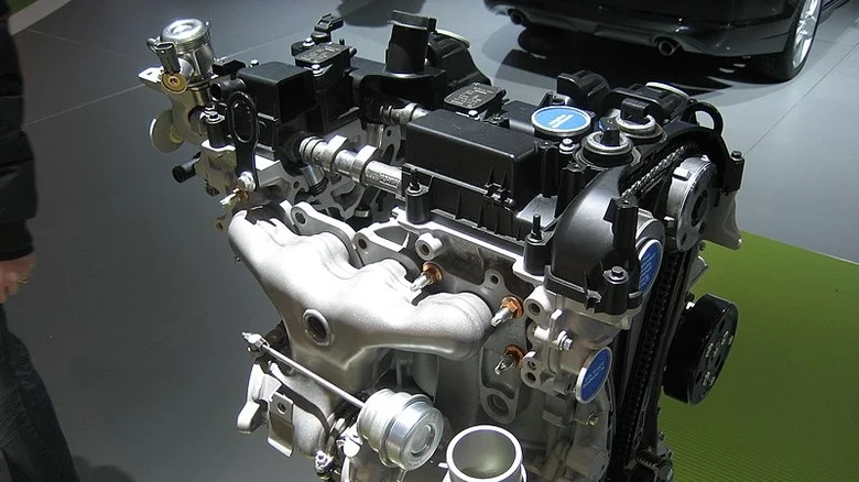 EcoBoost 2.0 liter GDI EcoBoost 2.0 liter GDI