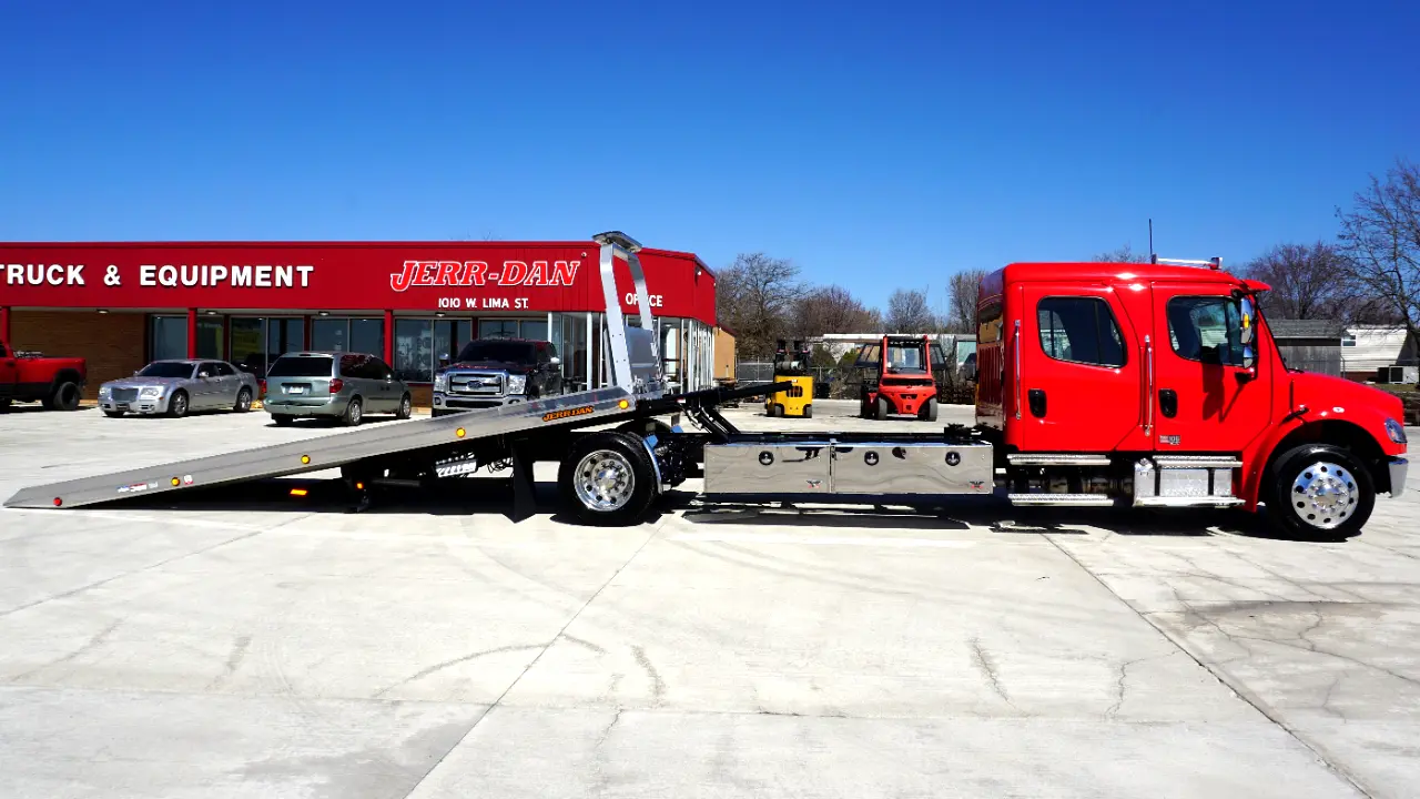 Freightliner M2 106 Freightliner M2 106