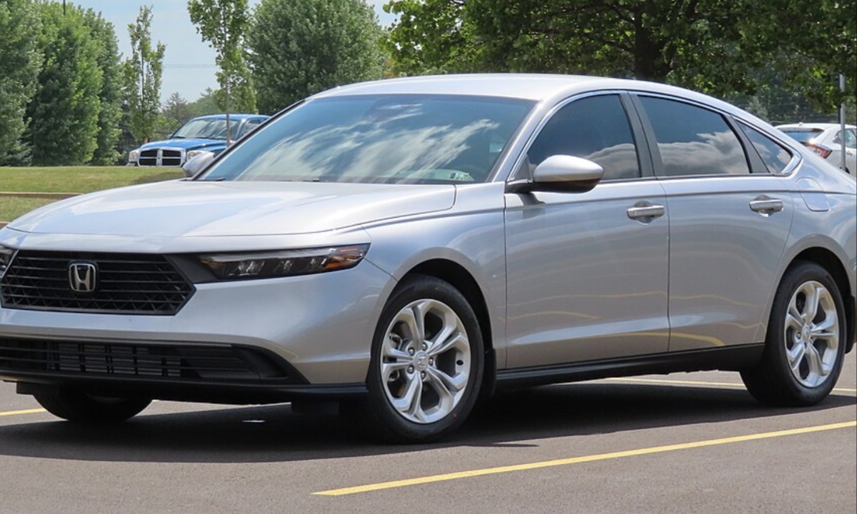 Honda Accord (5) Honda Accord (5)