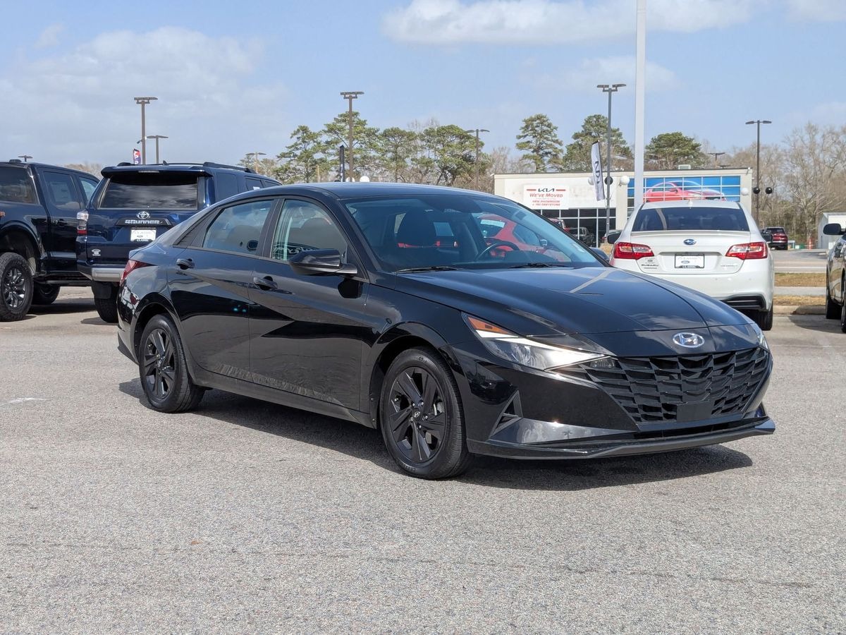 Hyundai Elantra Hyundai Elantra