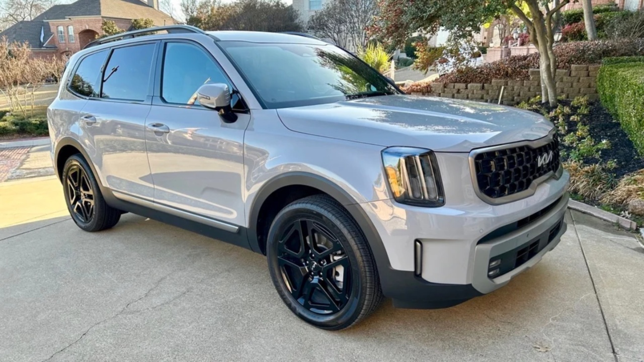 Kia Telluride (2) Kia Telluride (2)