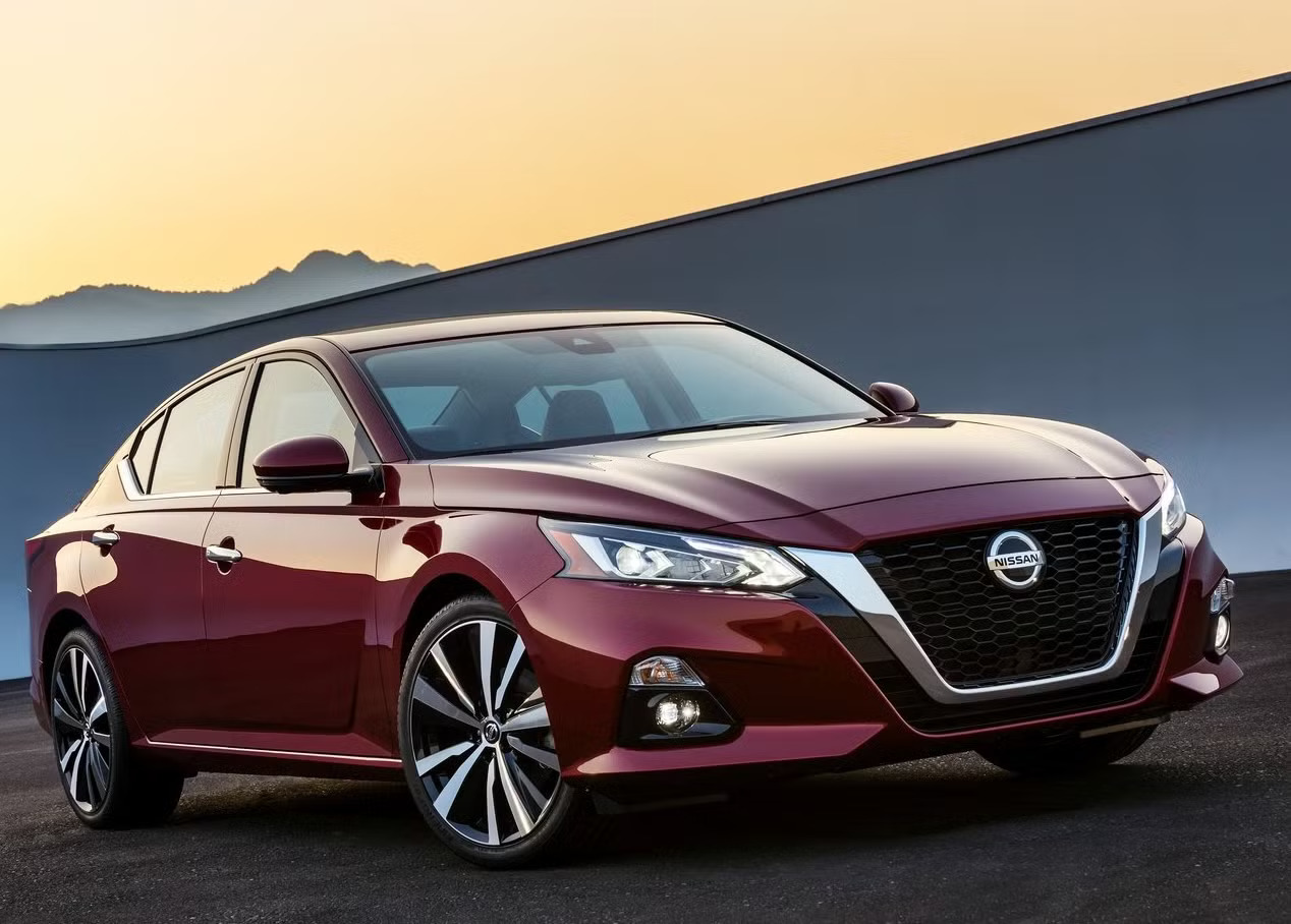 Nissan Altima (1) Nissan Altima (1)