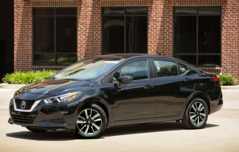 Nissan Versa 