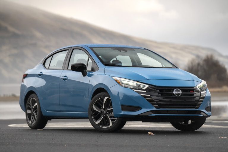 Nissan Versa