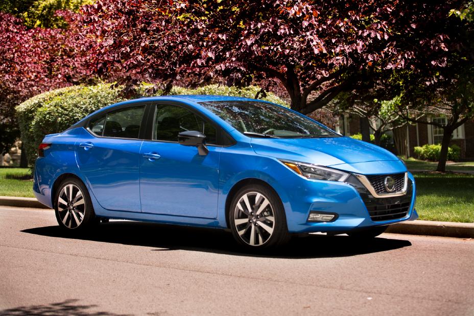 Nissan Versa Nissan Versa