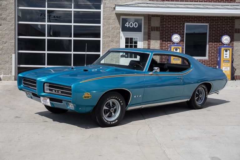 Pontiac GTO Judge