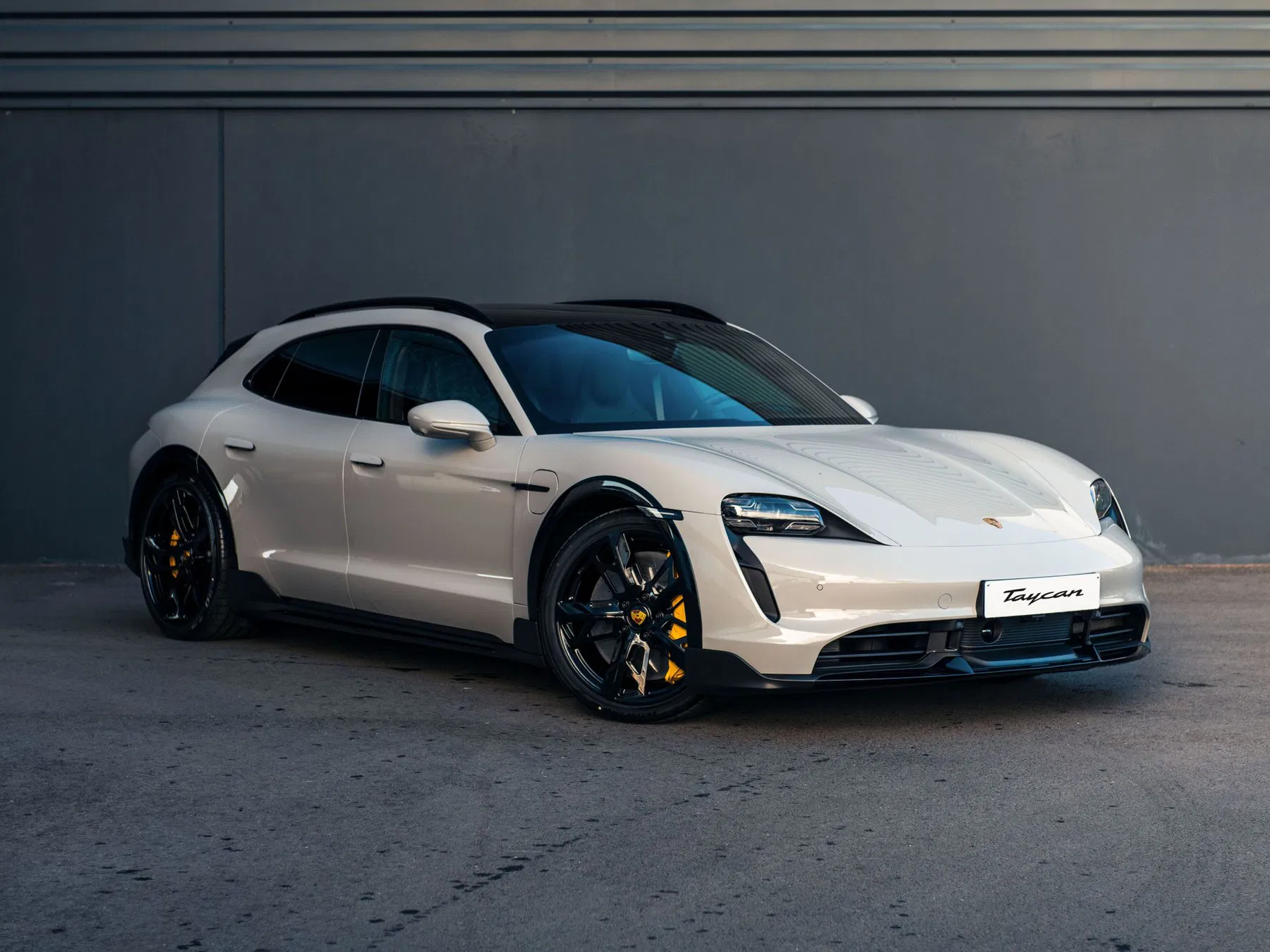 Porsche Taycan Cross Turismo Porsche Taycan Cross Turismo