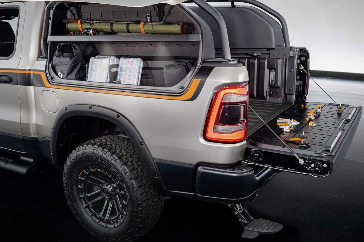 Ram 1500 – RamBox Cargo Management System Ram 1500 – RamBox Cargo Management System