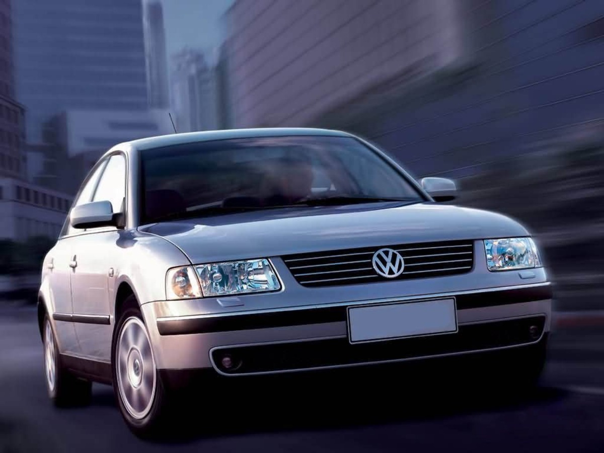 Volkswagen Passat (1998–2005) Volkswagen Passat (1998–2005)