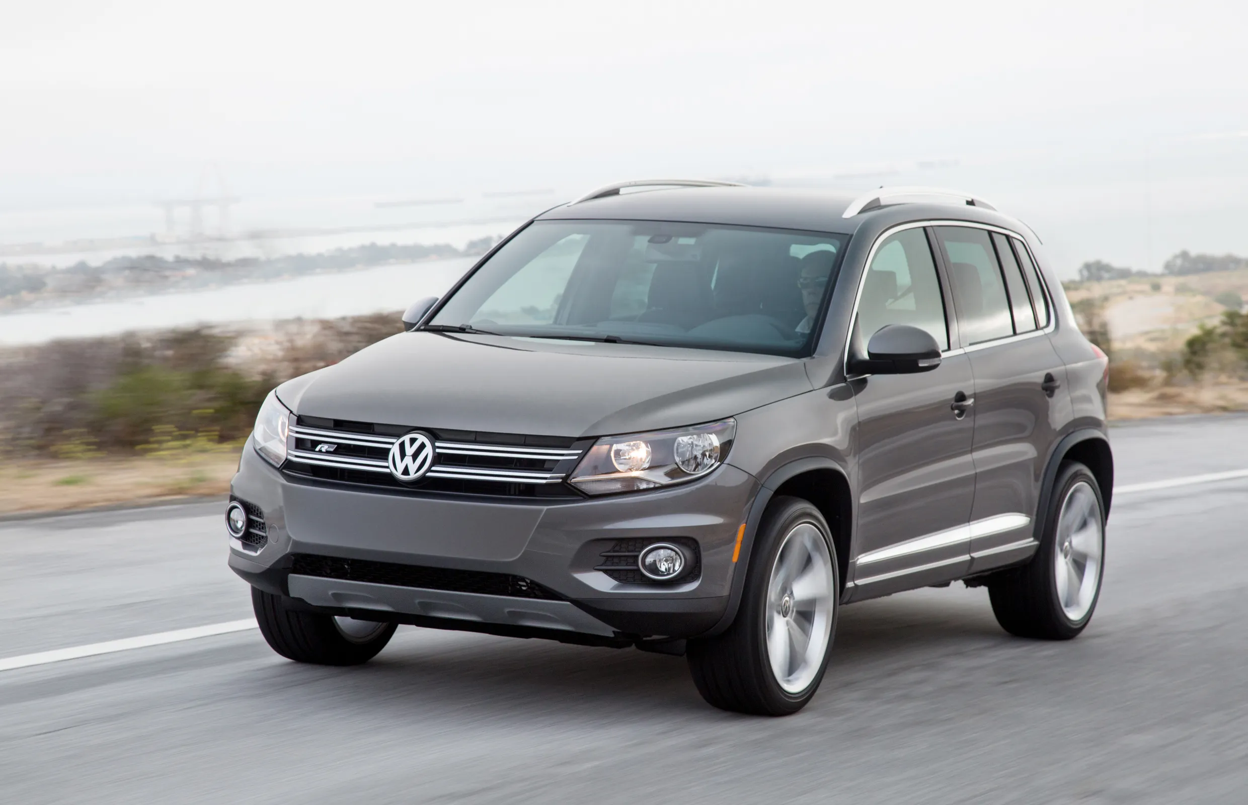 Volkswagen Tiguan (First Generation, 2009 2017) Volkswagen Tiguan (First Generation, 2009 2017)