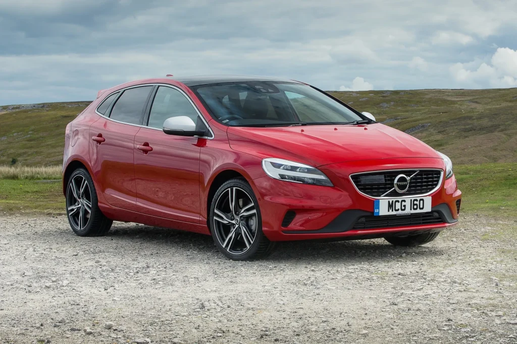 Volvo V40 T4 Momentum Volvo V40 T4 Momentum