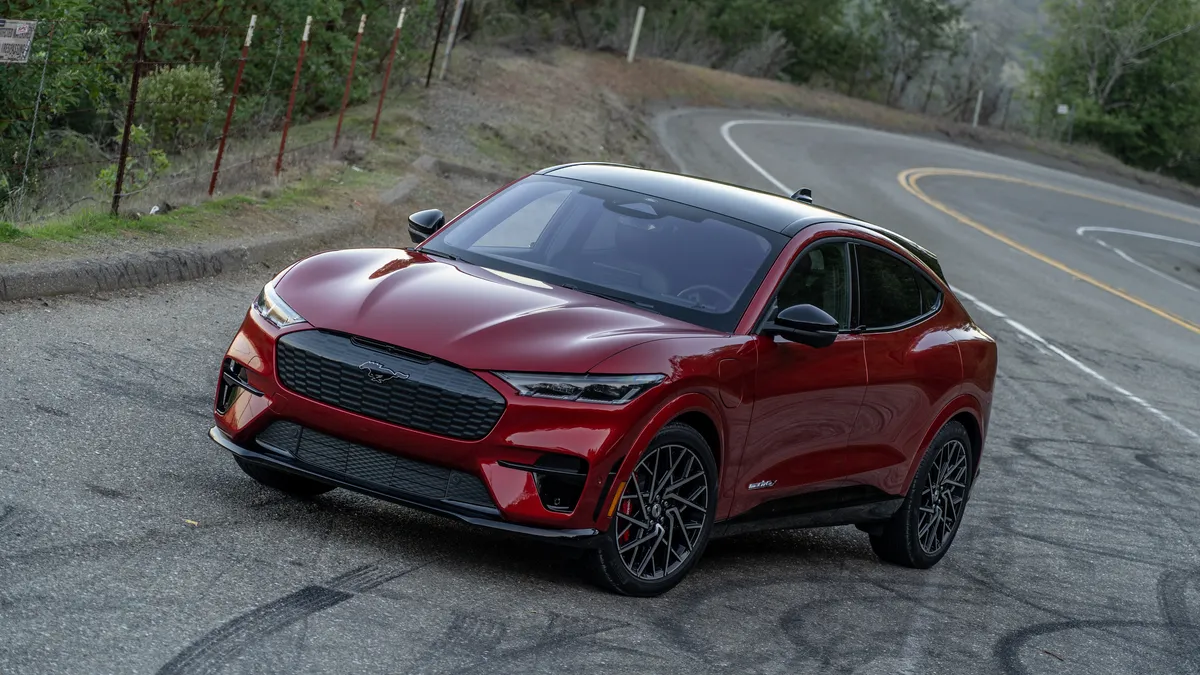 2022 Ford Mustang Mach-E 2022 Ford Mustang Mach-E