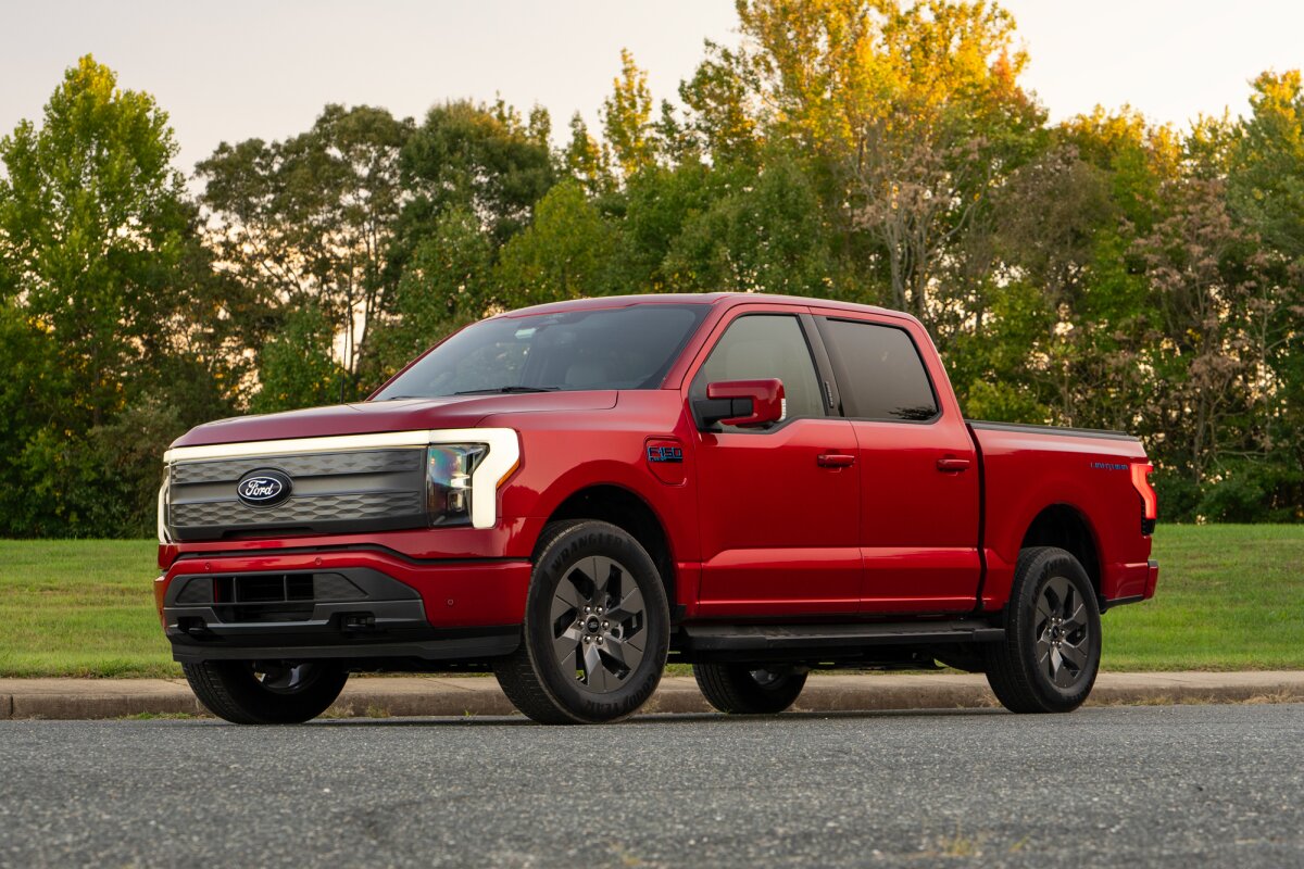 2025 Ford F 150 Lightning