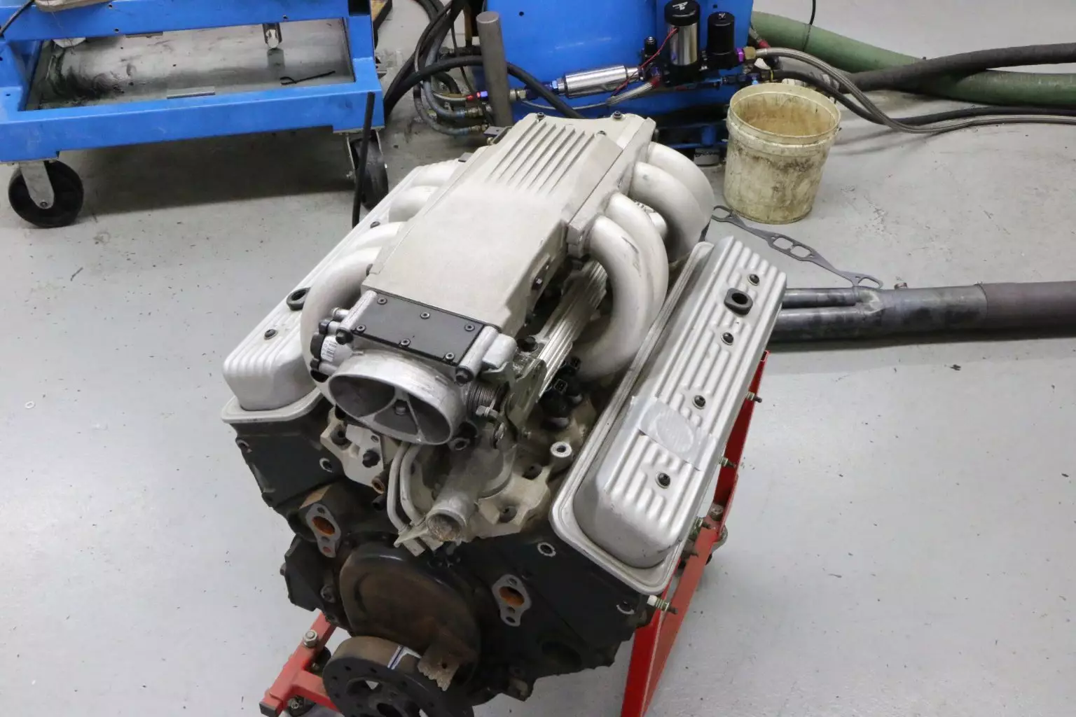305 Small Block V8 305 Small Block V8