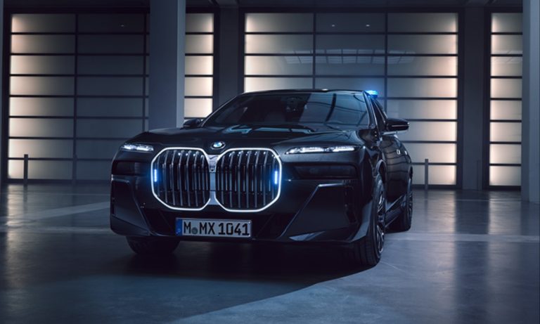 BMW 7 Series (2)