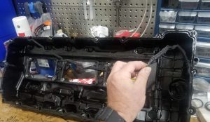 5 Valve Cover Gaskets That Don't Leak And 5 That Ooze Early - DAX Street