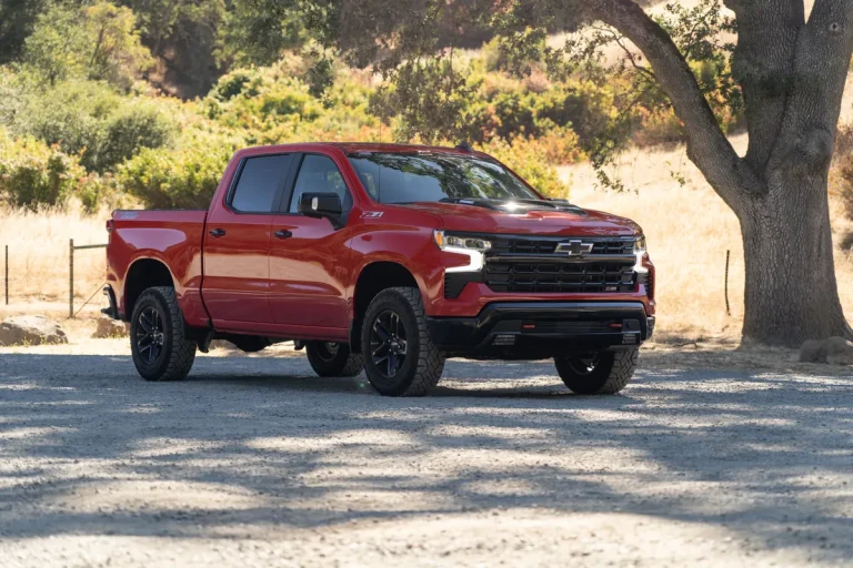 Chevrolet Silverado 1500 LT Trail Boss