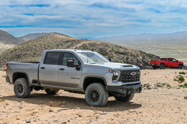 Chevy Silverado 2500 ZR2 Bison
