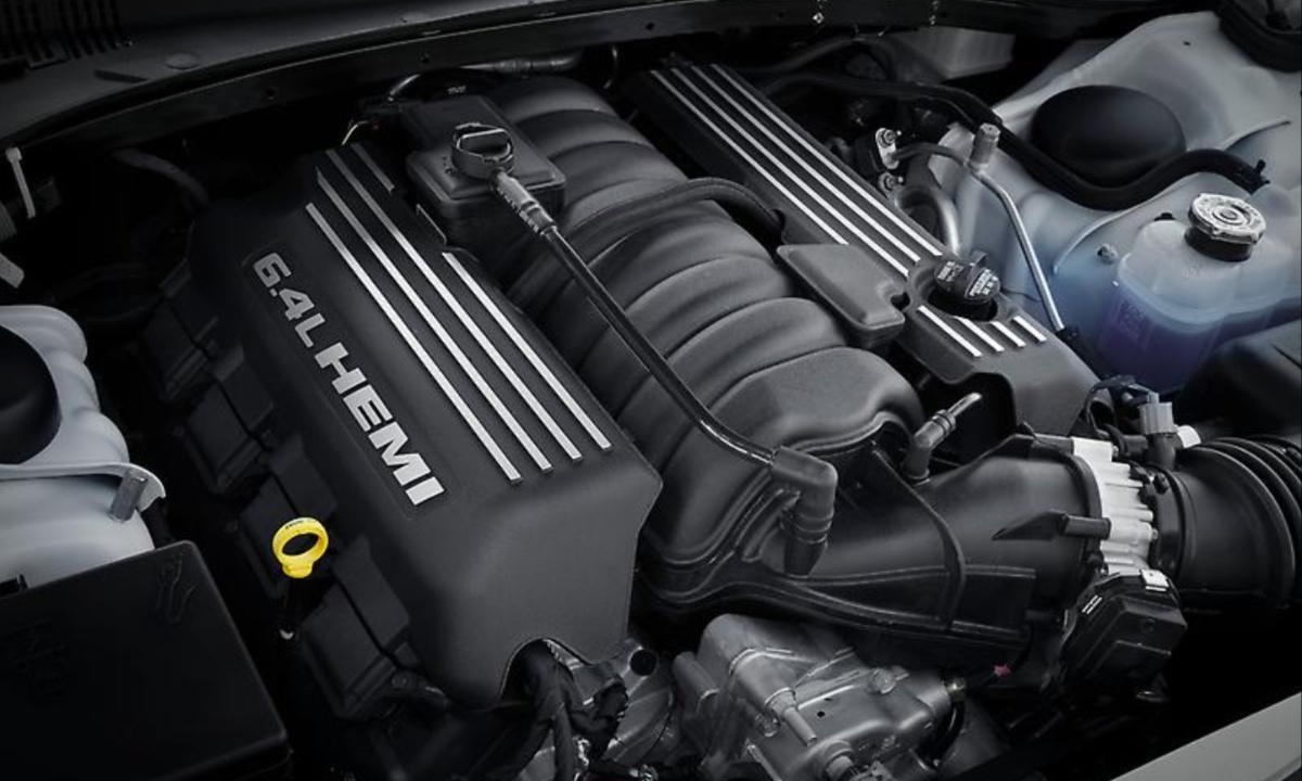 Chrysler HEMI 6.4 (2) Chrysler HEMI 6.4 (2)