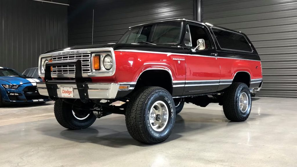Dodge Ramcharger