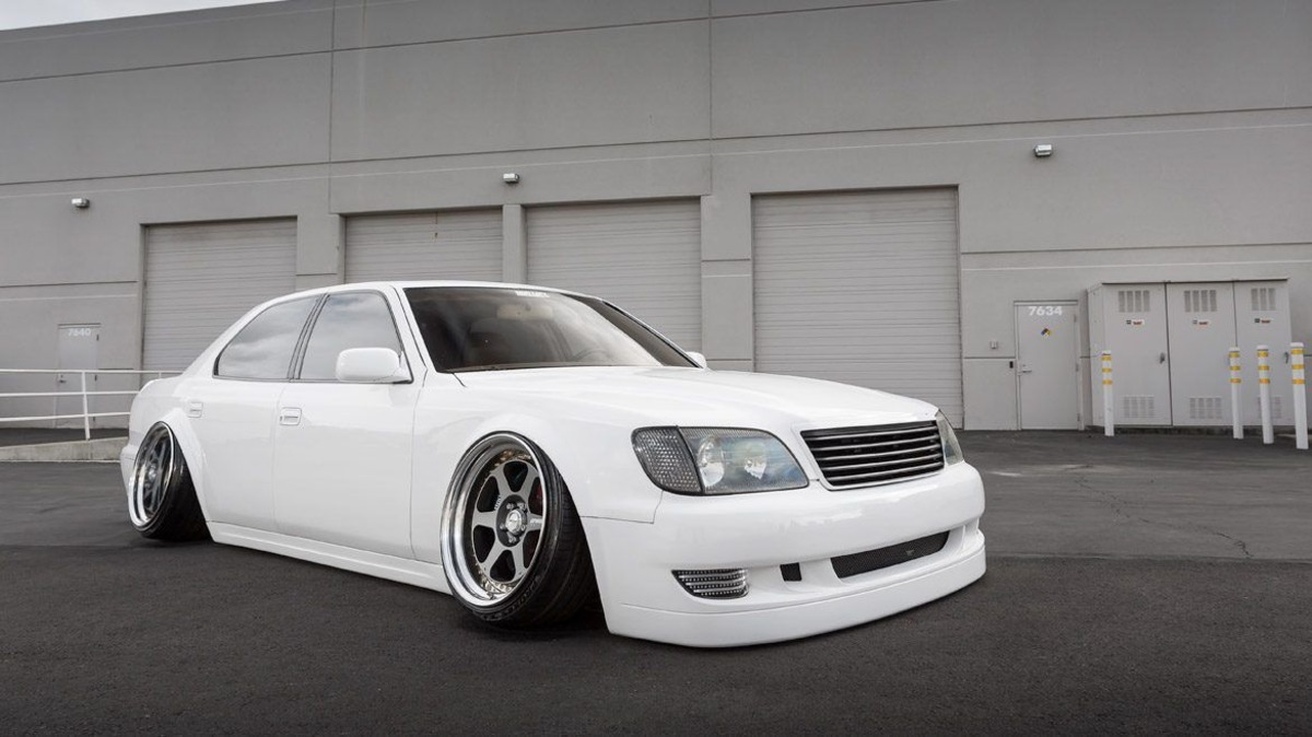 Lexus LS400 (1989–2000) Lexus LS400 (1989–2000)