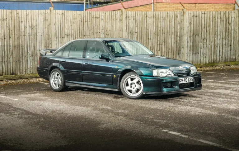 Lotus Carlton