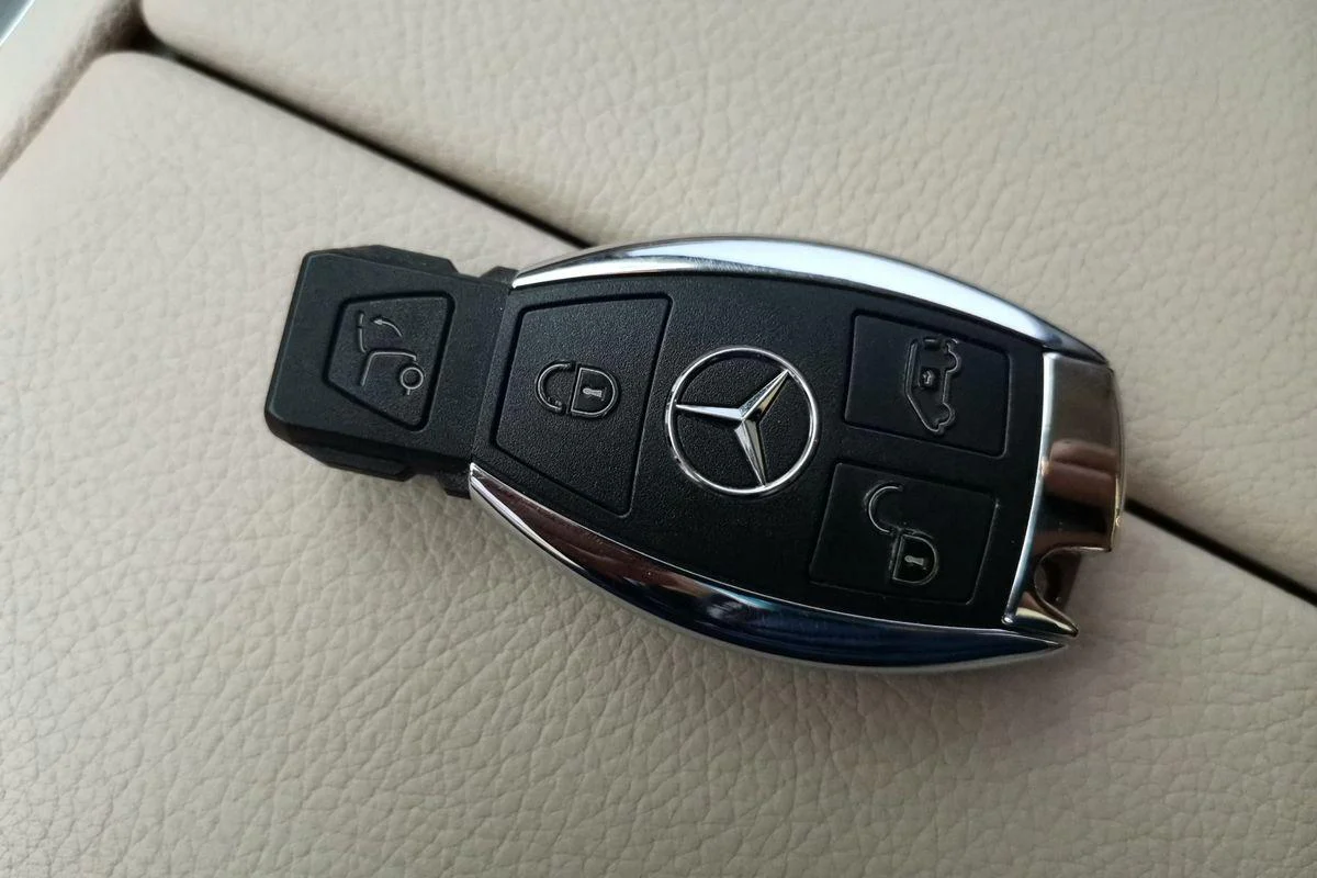 Mercedes Benz FBS4 Smart Key System Mercedes Benz FBS4 Smart Key System