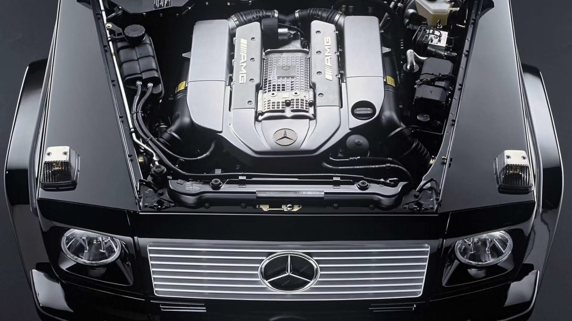 Mercedes Benz M113K (1)