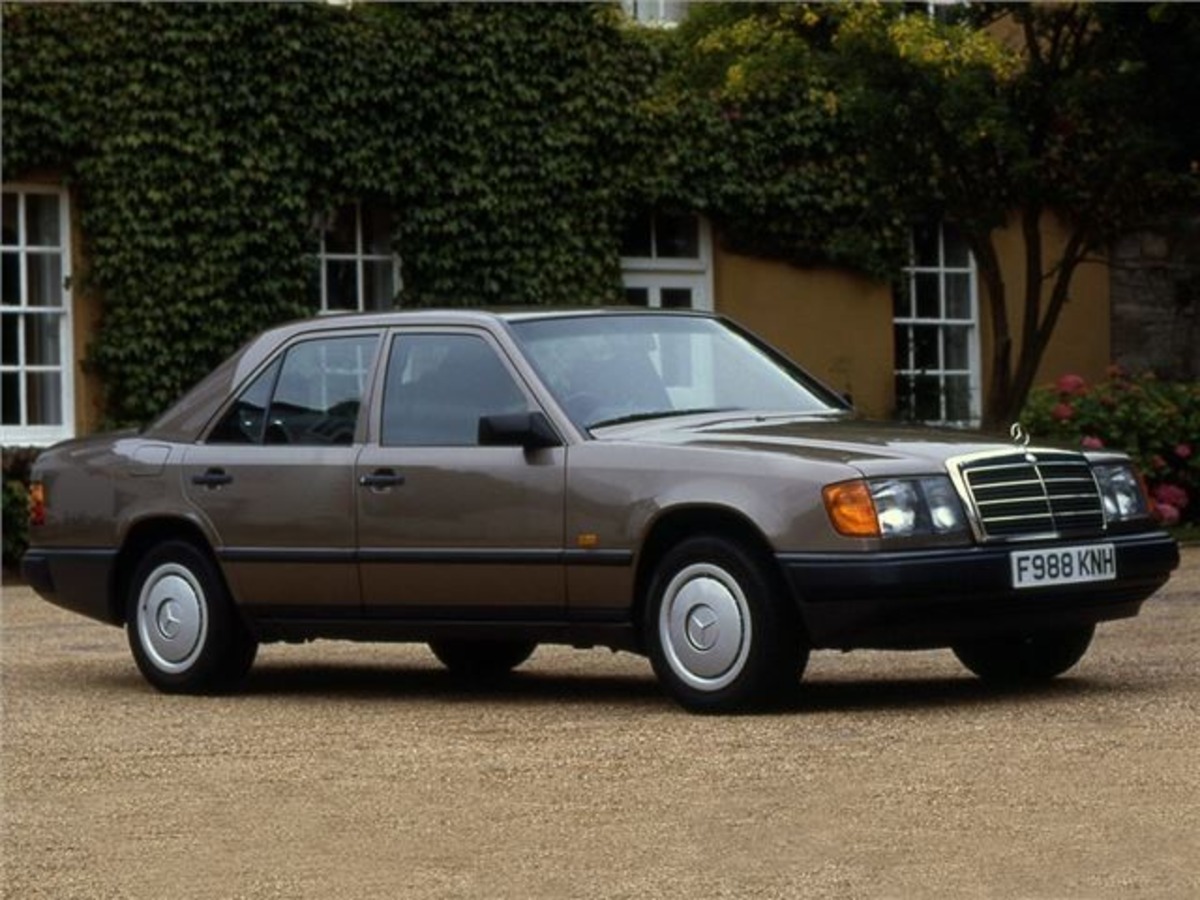 Mercedes-Benz W124 E-Class (1985–1995) Mercedes-Benz W124 E-Class (1985–1995)