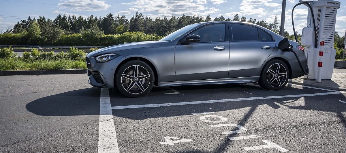 Mercedes C Class C300e
