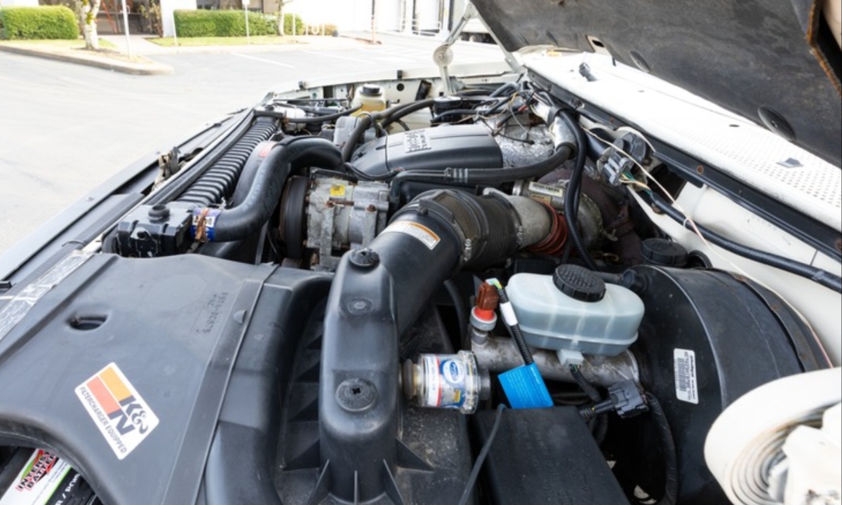 Navistar 7.3L Power Stroke V8 Navistar 7.3L Power Stroke V8