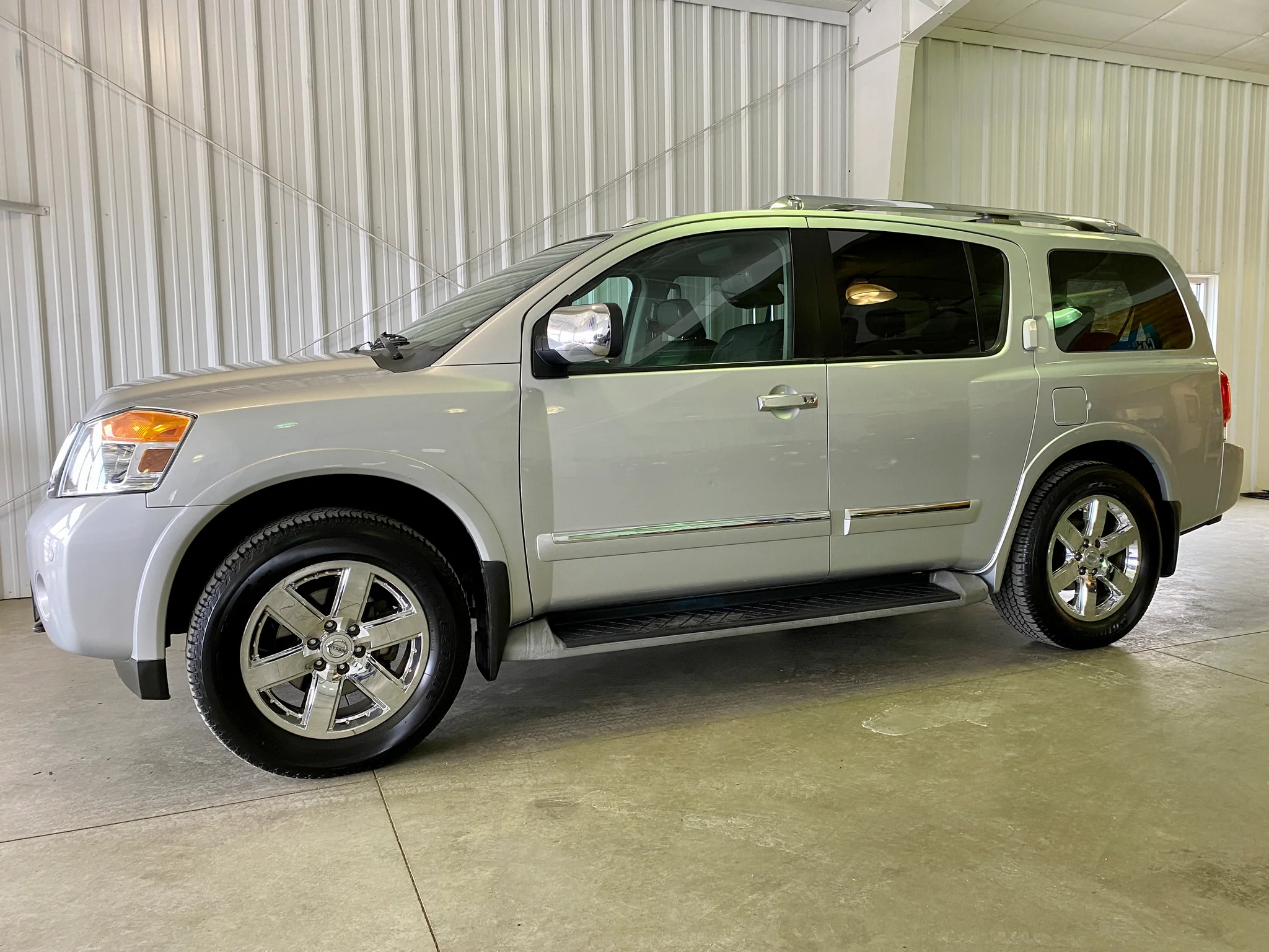 Nissan Armada 4WD Nissan Armada 4WD