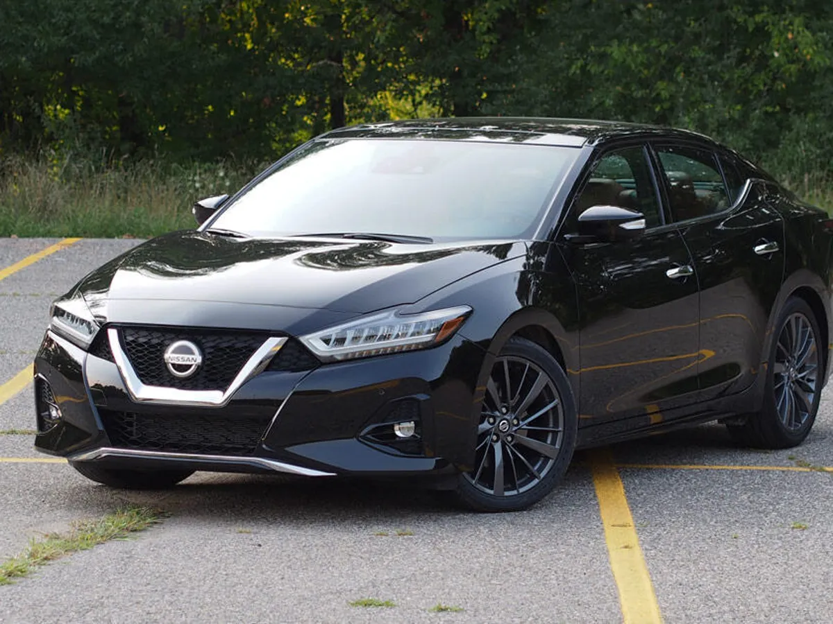 Nissan Maxima1