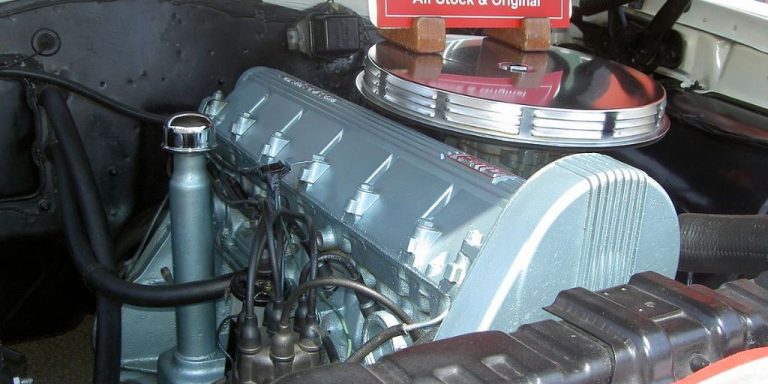 The Pontiac Straight Six Engine