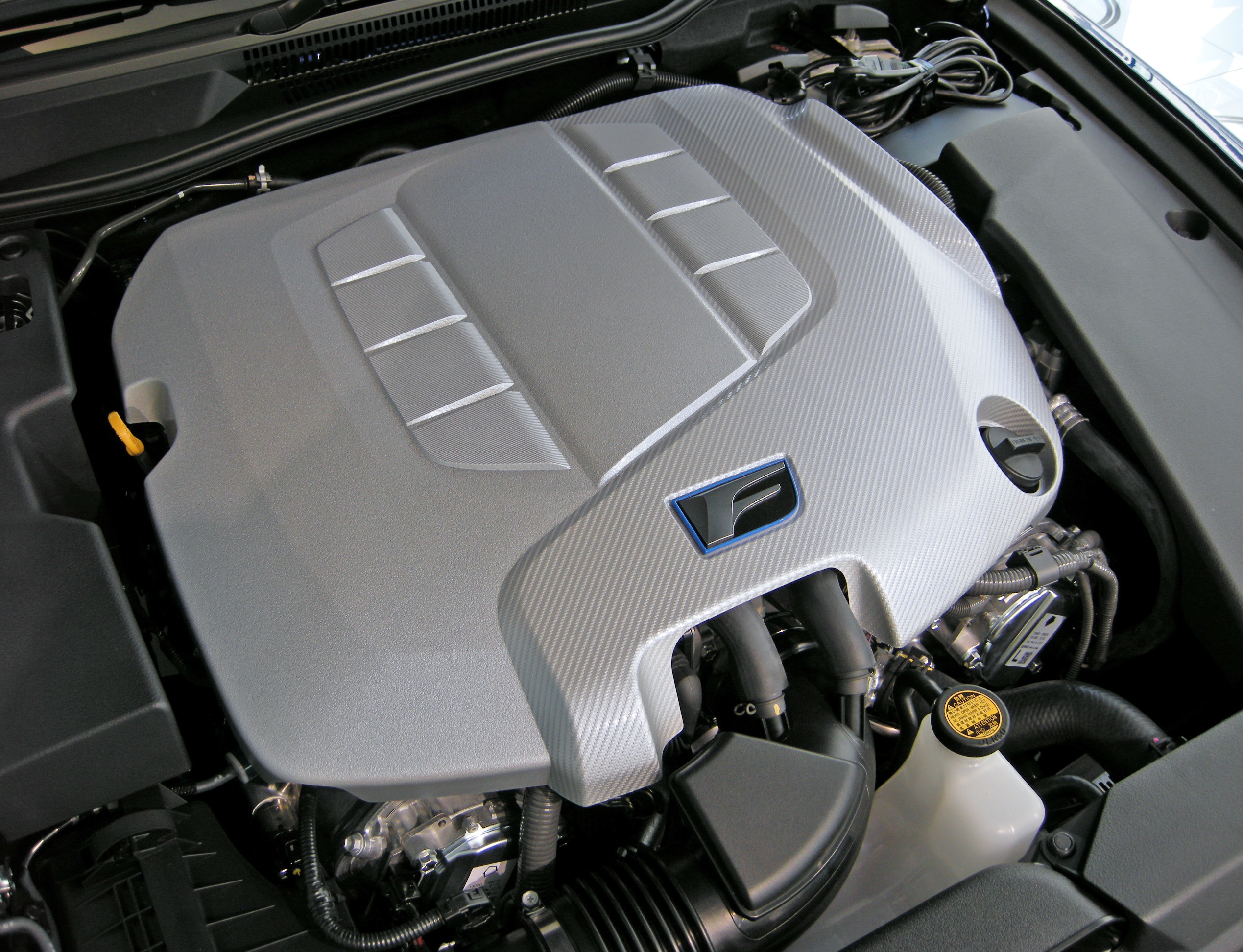 Toyota 2UR GSE Toyota 2UR GSE