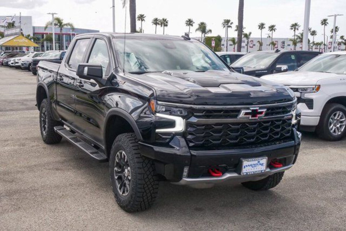 Chevrolet Silverado 1500 ZR2 Chevrolet Silverado 1500 ZR2
