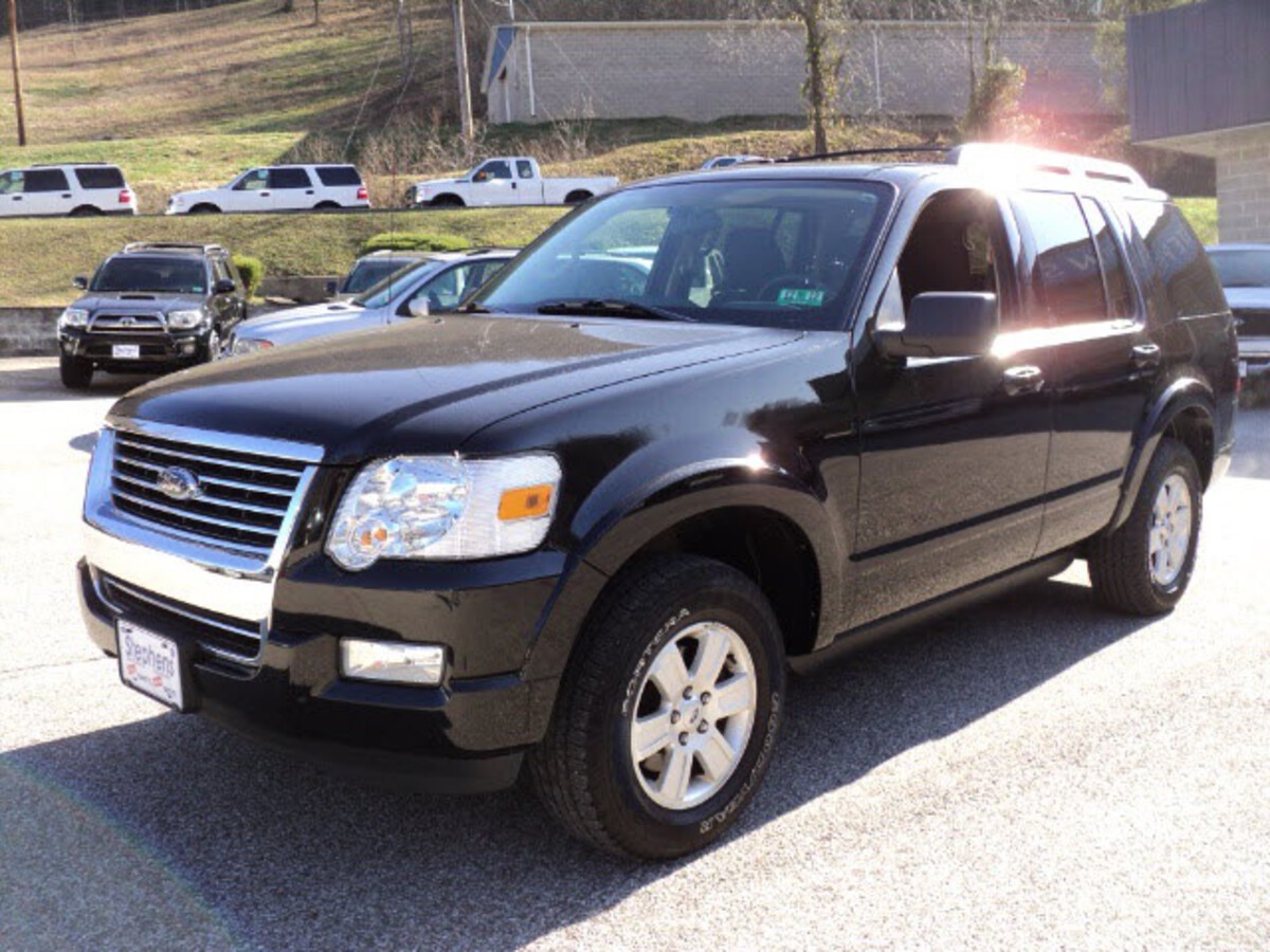  Ford Explorer (2002–2005)